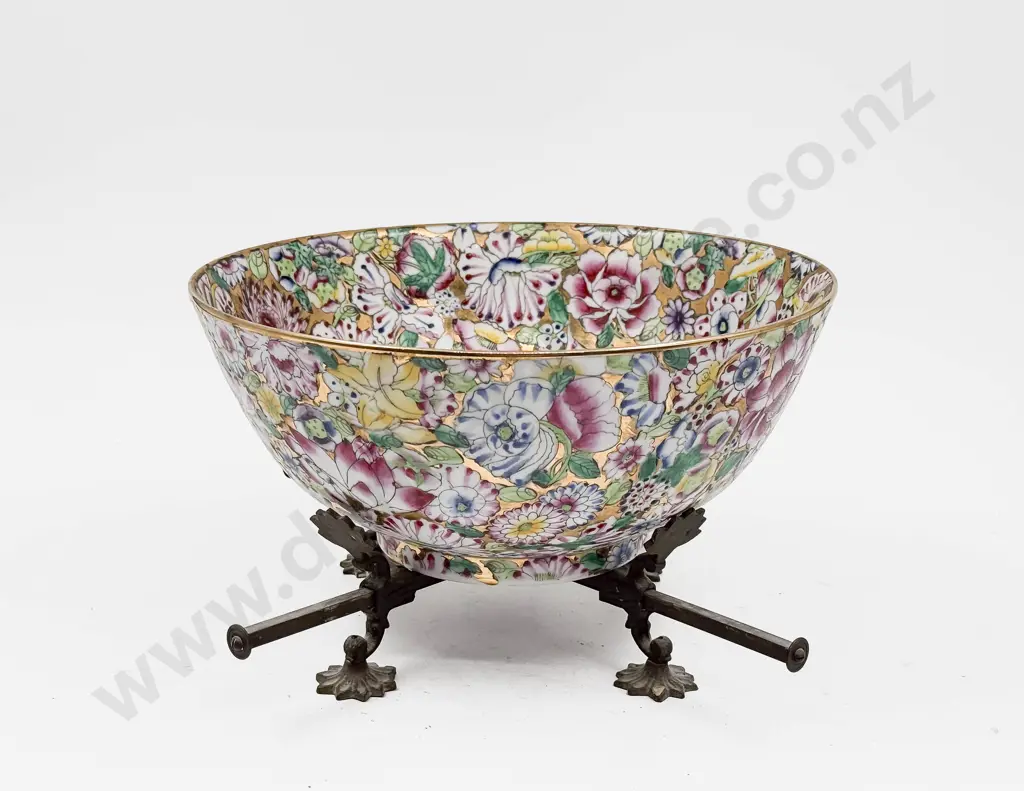 A Japanese Mille Fleur Table Bowl on Vintage Base Footed Stand Image 1++
