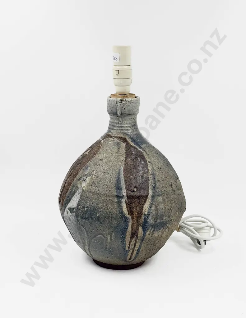 Pat Perrin Vase Form Table Lamp Image 1++