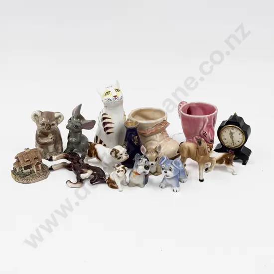 Small Qty of Assorted Animal Ornaments etc