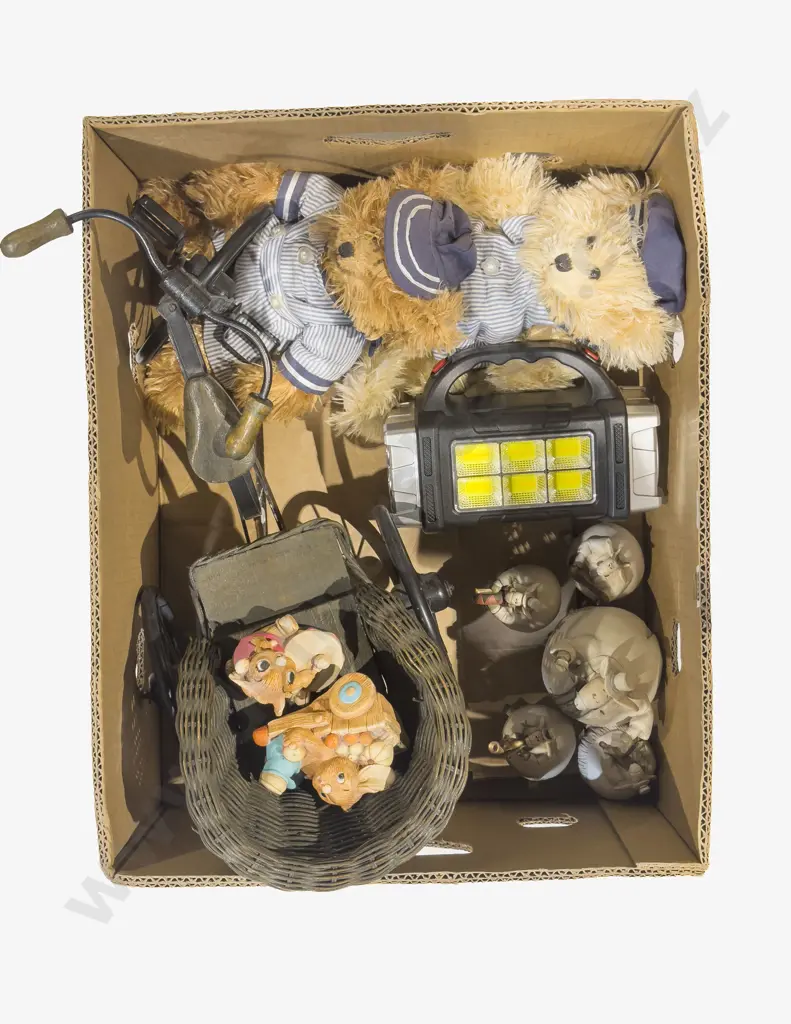 Box Qty of Assorted incl Toys & Decorative Ornaments Image 1++