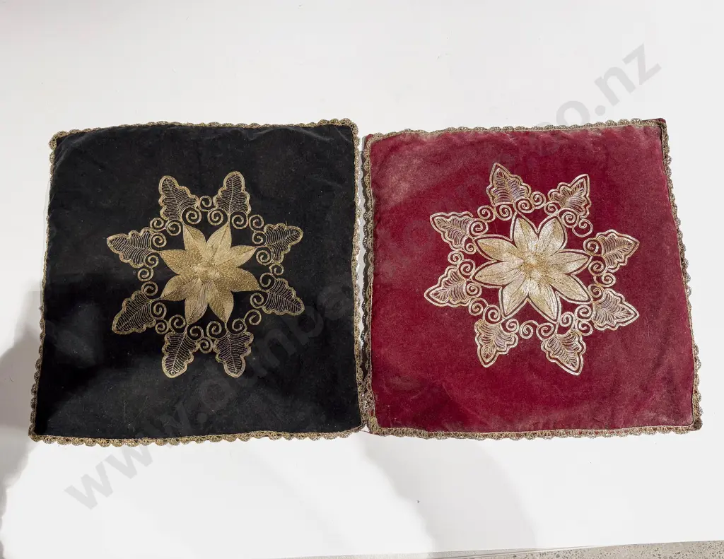 Qty of Assorted Cushions & Cushion Covers etc Image 1++