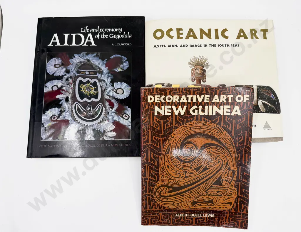 Oceanic Art together with Two Pacific Art Reference Books Image 1++
