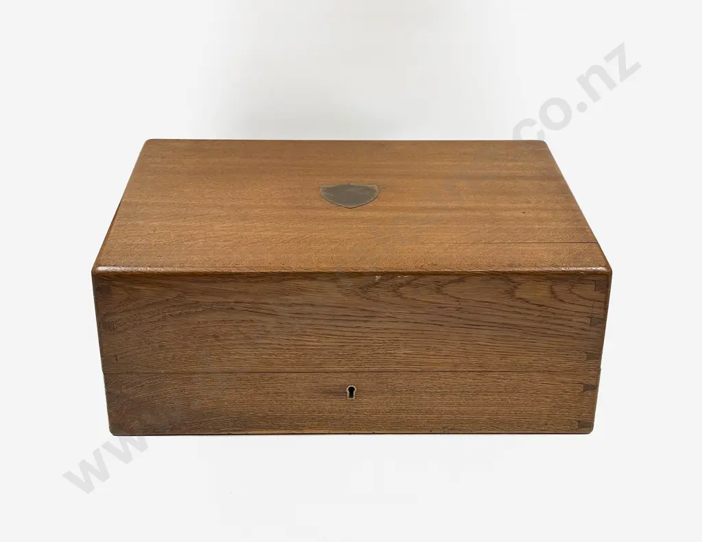 Harrison Brothers "Presto" Oak Cutlery Canteen (empty) Image 1++