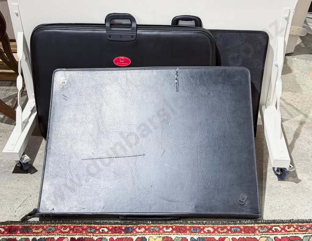 Three Assorted Art Folders Image 1++