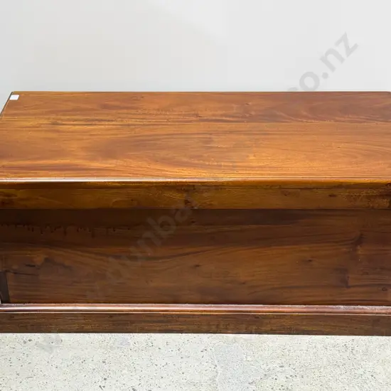 Mahogany Blanket Chest