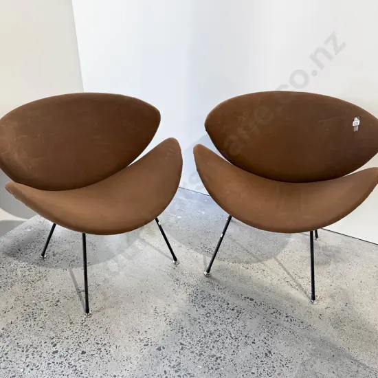 Pair of Mid C20th Lip Chairs