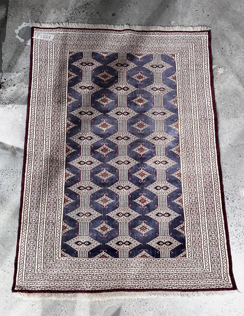 Persian Floor Rug Image 1++