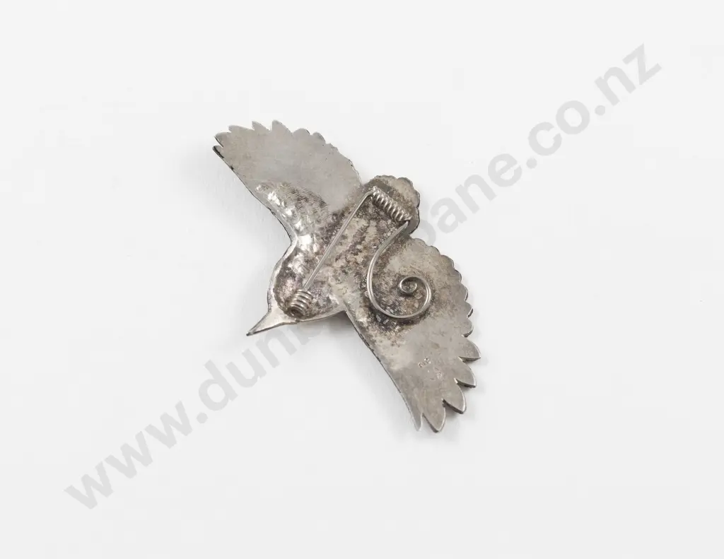 NZ Jeweller Peter McKay S/S Rifleman Brooch Image 1++