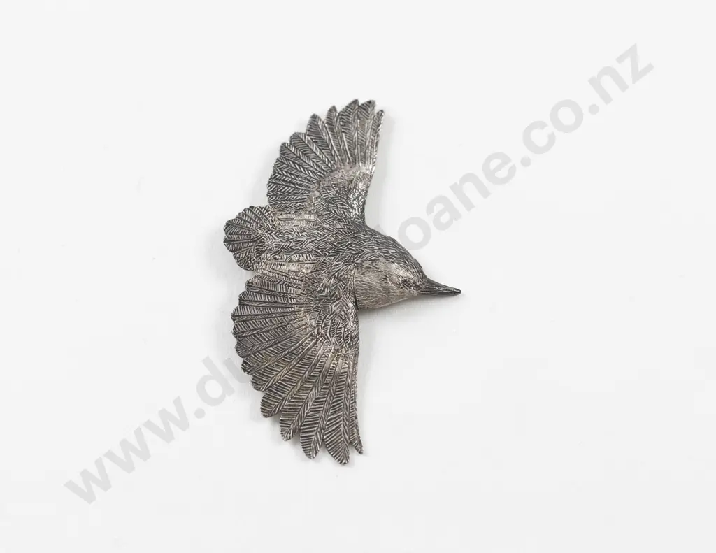 NZ Jeweller Peter McKay S/S Rifleman Brooch Image 1++