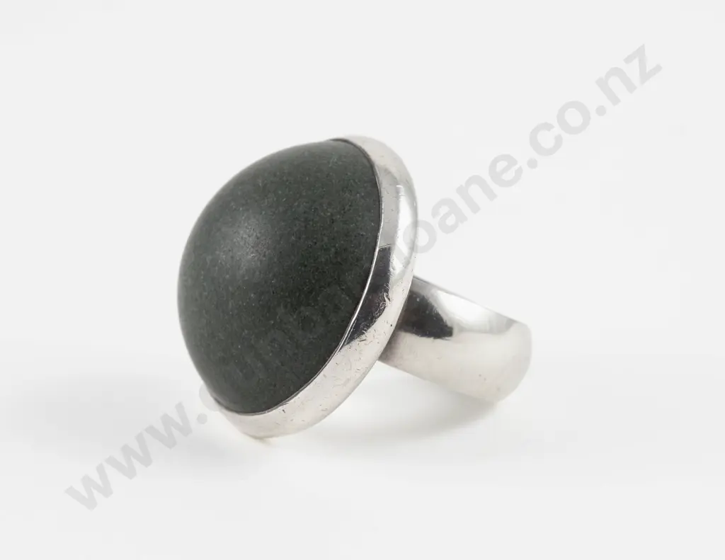 NZ Jeweller Warwick Freeman Single Stone Argillite Dome Ring Image 1++