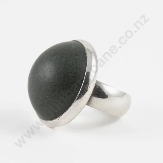 NZ Jeweller Warwick Freeman Single Stone Argillite Dome Ring