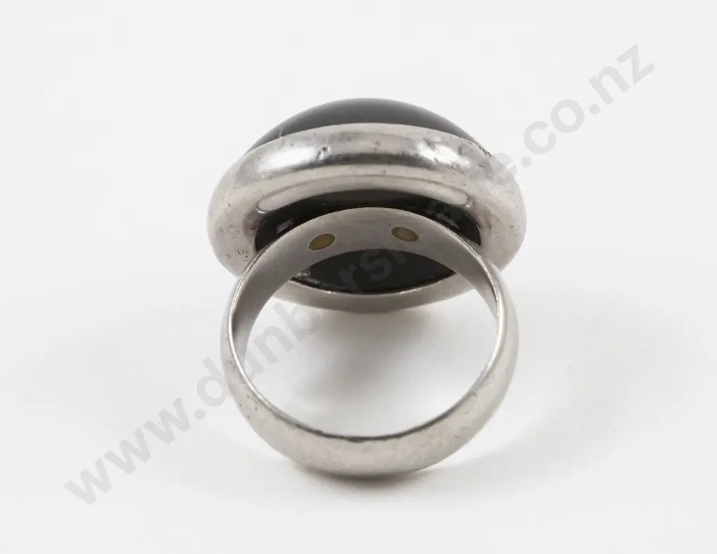 NZ Jeweller Warwick Freeman Single Stone Argillite Dome Ring Image 1++