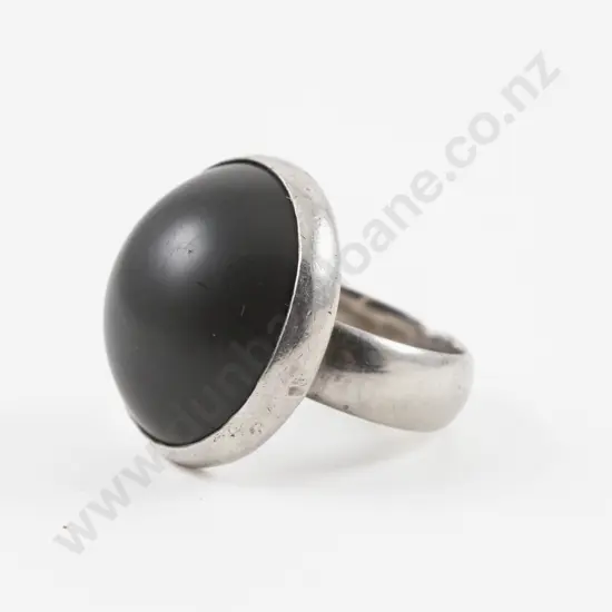 NZ Jeweller Warwick Freeman Single Stone Argillite Dome Ring