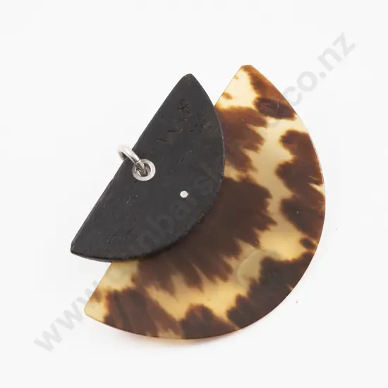 NZ Jeweller Warwick Freeman S/S Tortoiseshell and Stained Wood Odd Earring