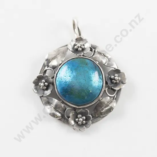 NZ Jeweller Elsie Reeve (1885-1927) S/S and Enamel Pendant