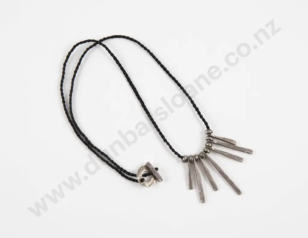 NZ Jeweller Justin Fergusson S/S 'Flower of the Rata Tree' Necklace Image 1++