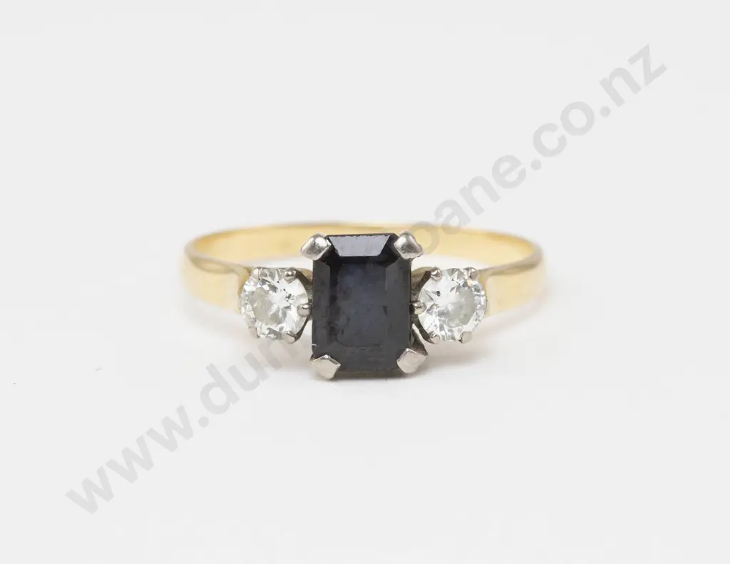 18ct Three Stone Diamond and Sapphire Ring Image 1++