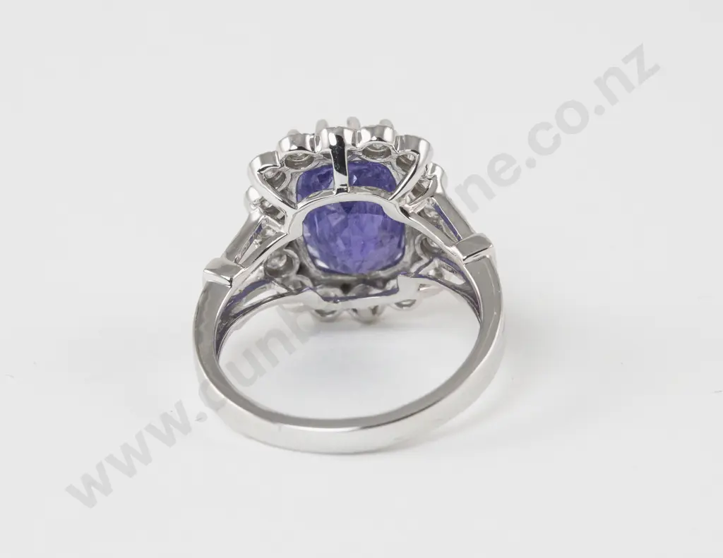 14ct White Gold 17Stone Diamond and Tanzanite Cluster Ring Image 1++