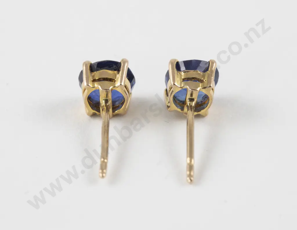 Pair 18ct Single Stone Sapphire Stud Earrings Image 1++