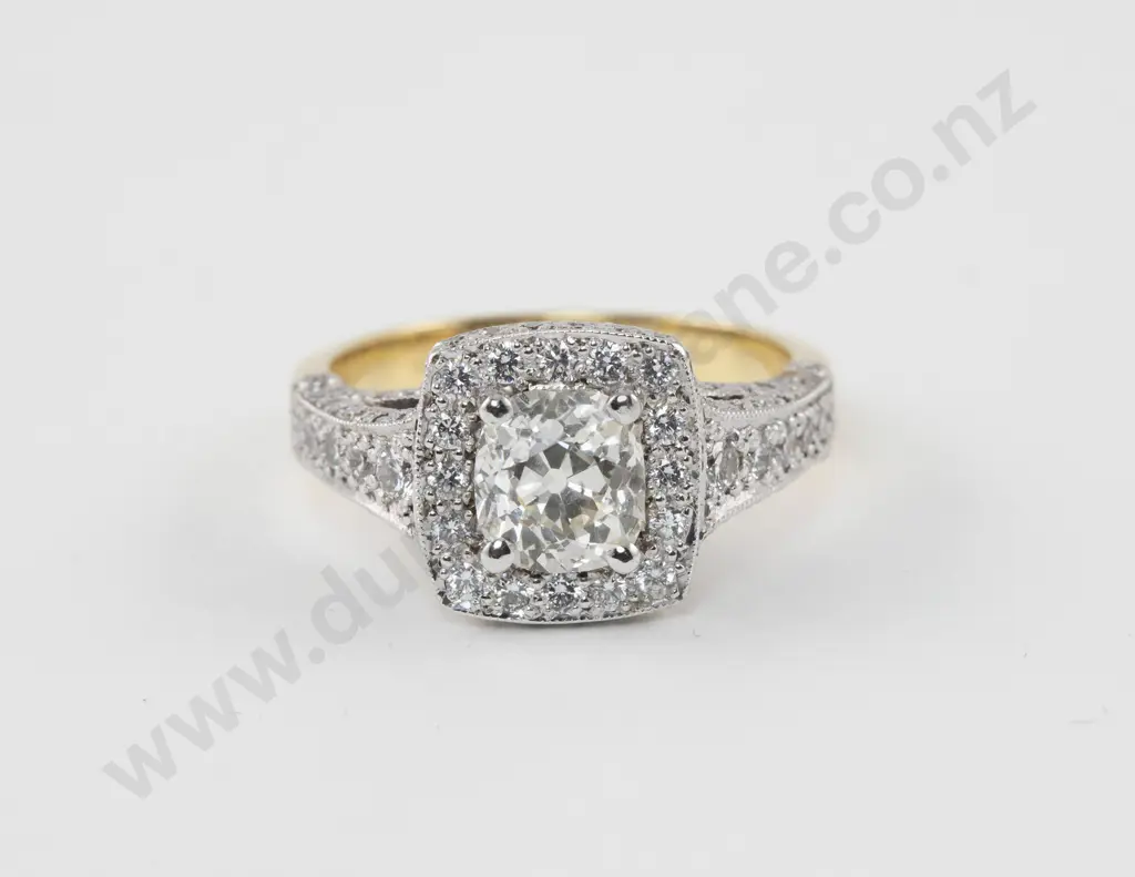18ct Yellow and White Gold 107Stone Diamond Cluster Ring Image 1++