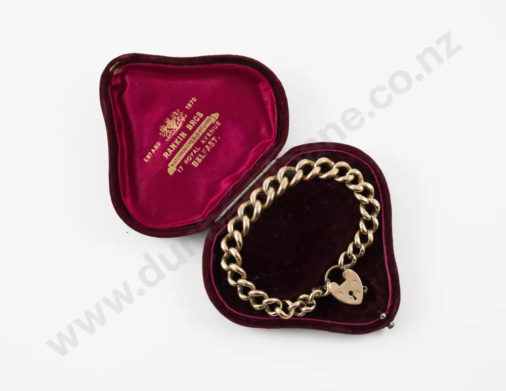 9ct Hollow Curb Link Bracelet Image 1++