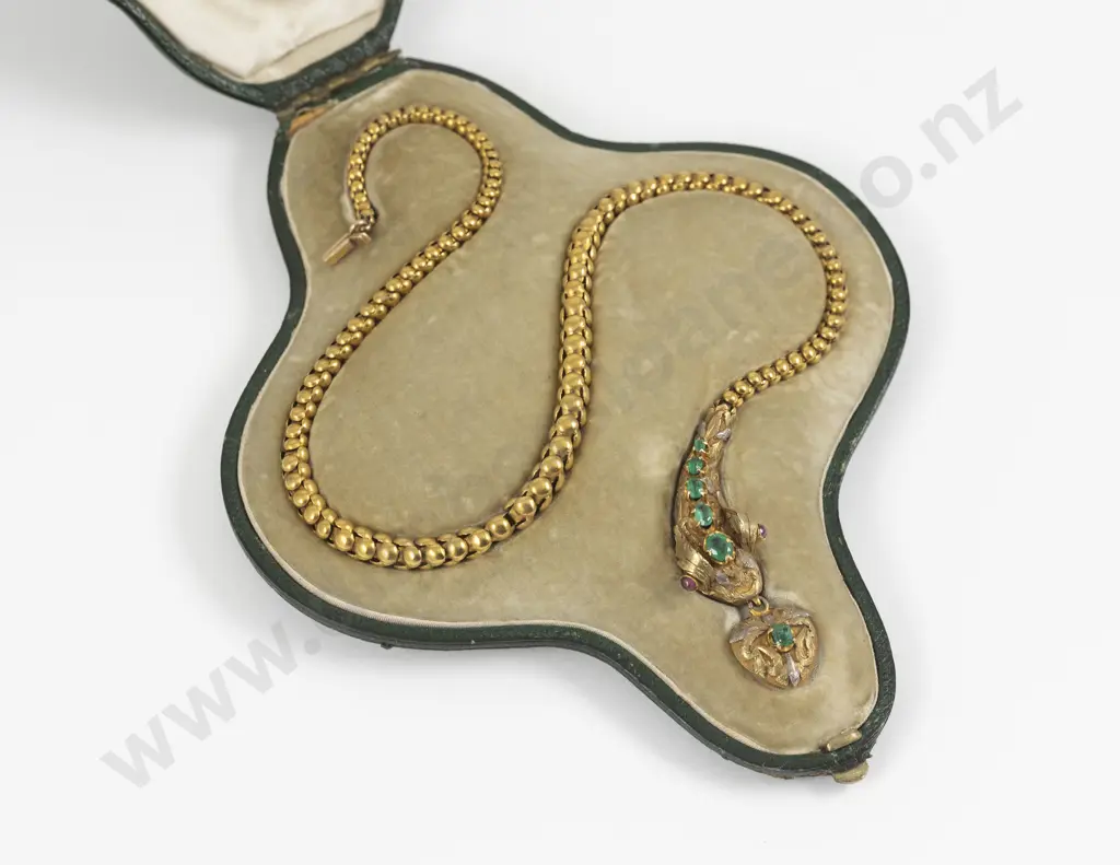 Victorian 'James Howden & Son' 15ct Snake Necklace Image 1++