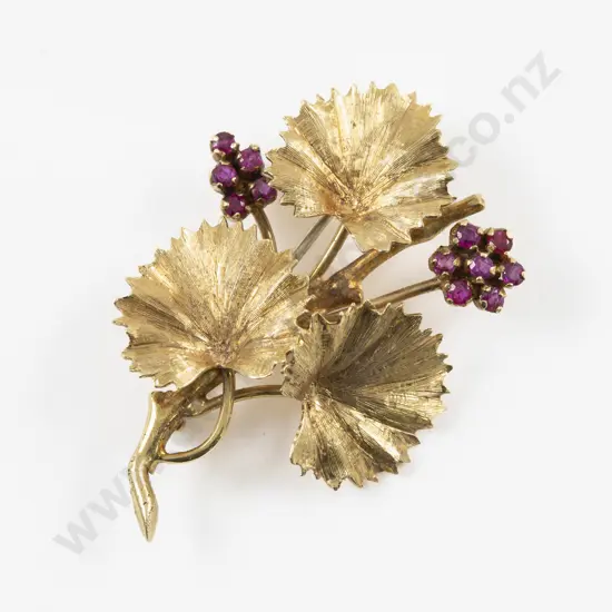 Mid- Century Cropp & Farr 18ct Ruby Botanical Leaf Brooch