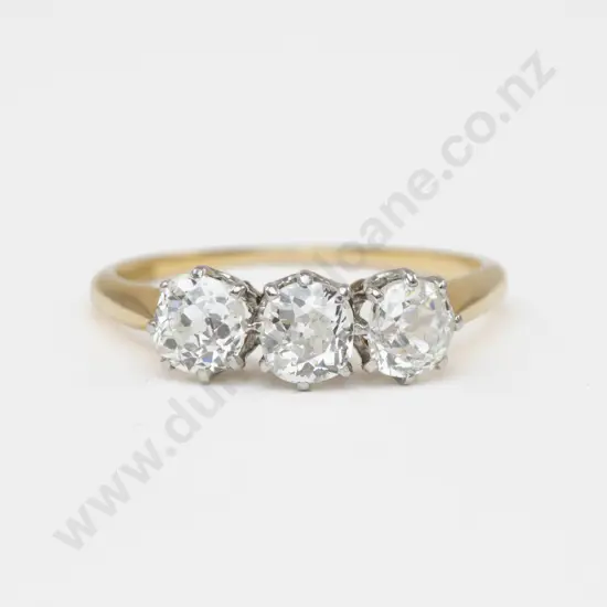 18ct Three Stone Dimaond Ring
