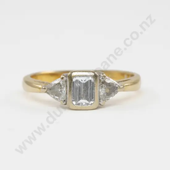 18ct Three Stone Diamond Ring
