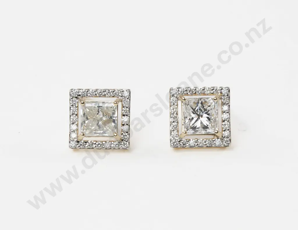 Pair 14ct 25Stone Diamond Stud Earrings Image 1++