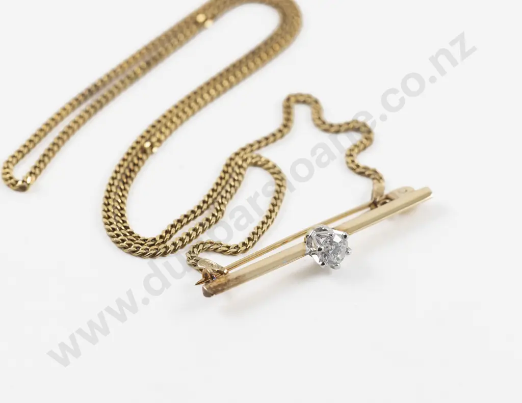 18ct Single Diamond Bar Brooch Image 1++