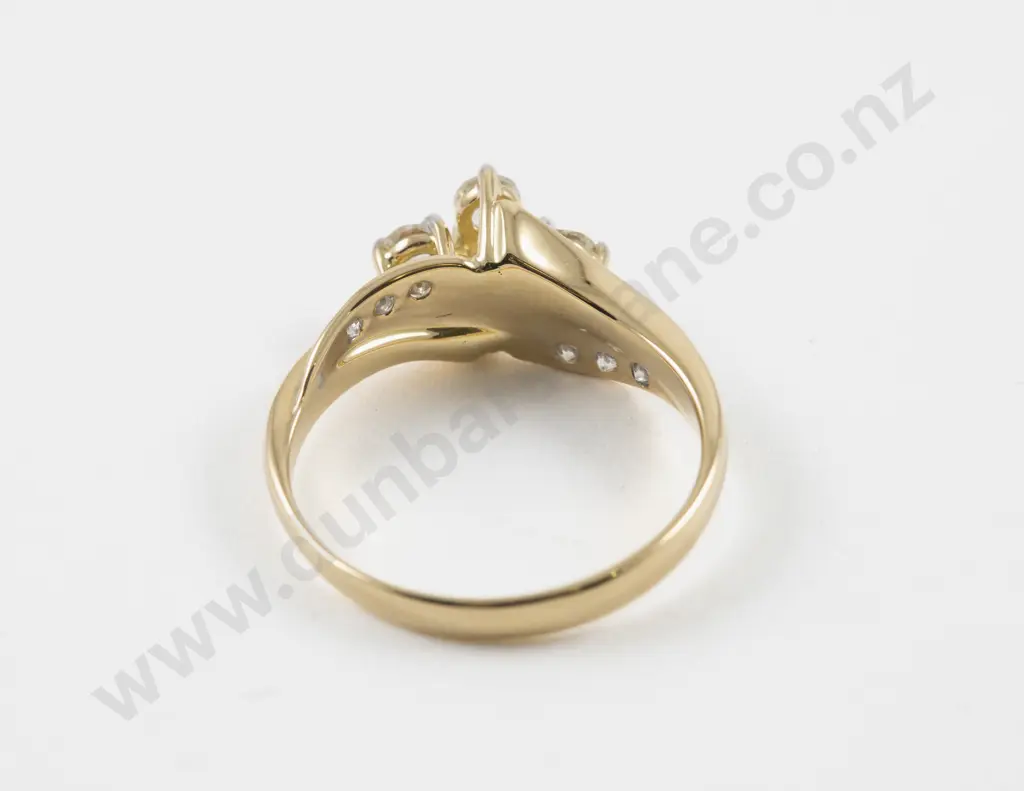 18ct Ten Stone Diamond Ring central claw set four old mine cut diamonds set with six round single cut shoulder diamonds Image 1++
