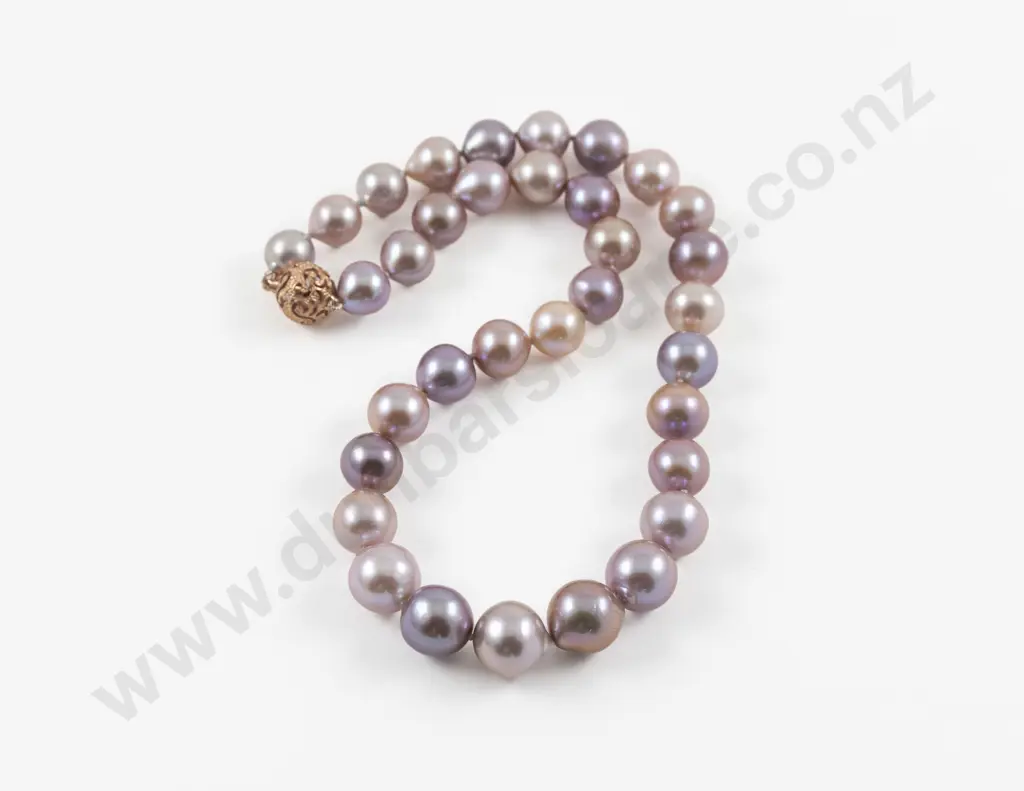 Single Strand Slightly Graduated Fresh Water Necklace Image 1++