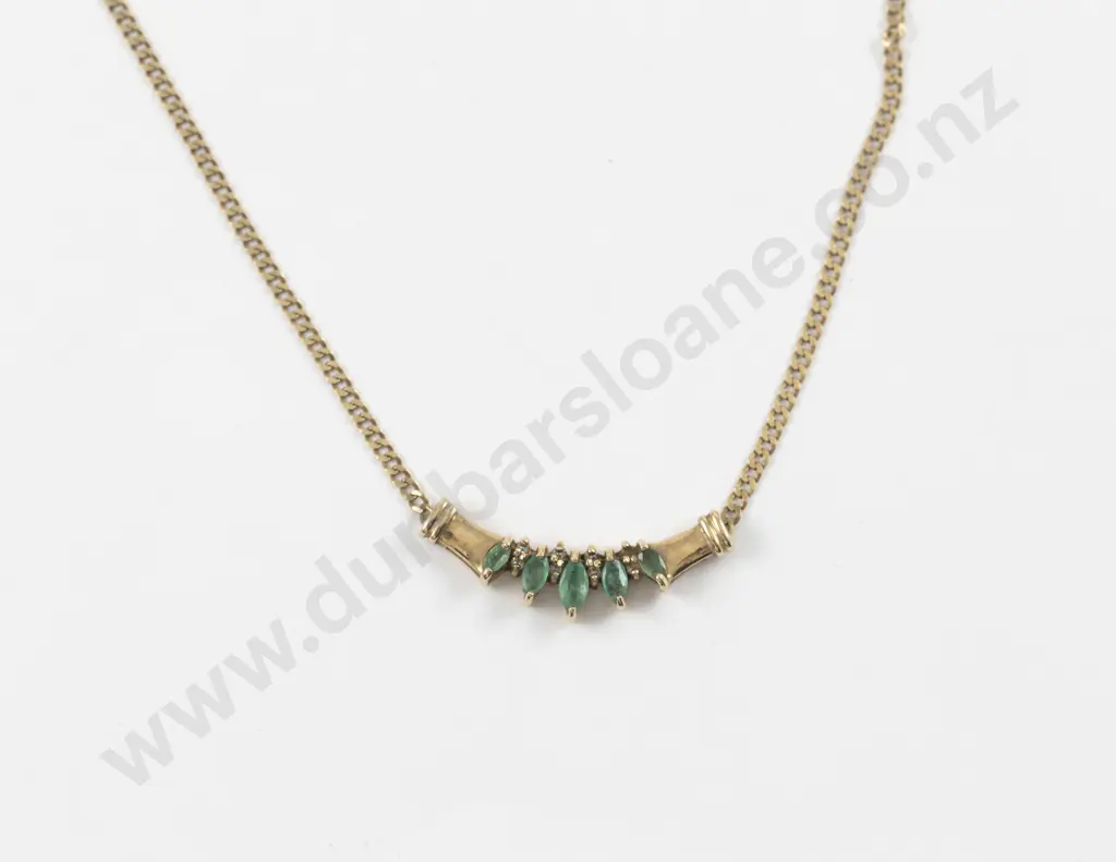 9ct Five Stone Emerald Pendant Necklace Image 1++