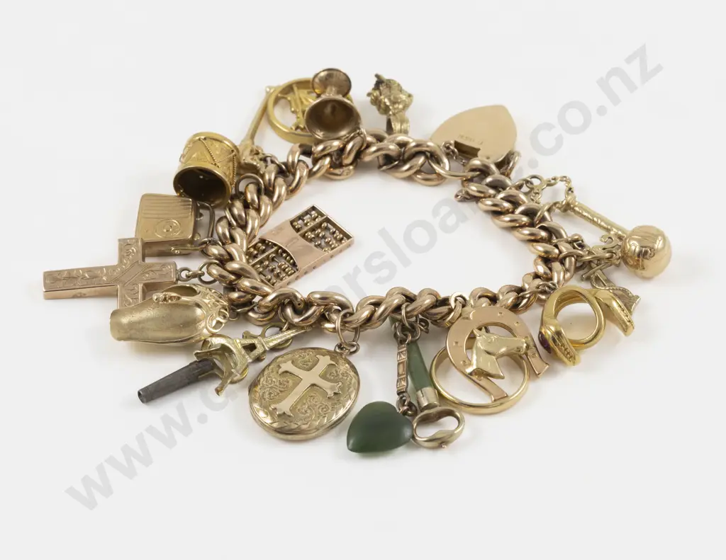 15ct Curb Link Charm Bracelet Image 1++
