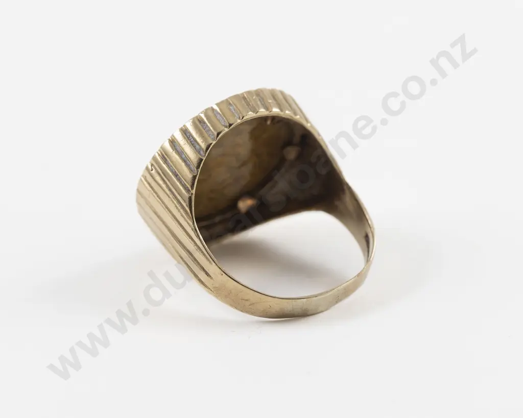 9ct Mounted Full Gold Sovereign Ring Image 1++