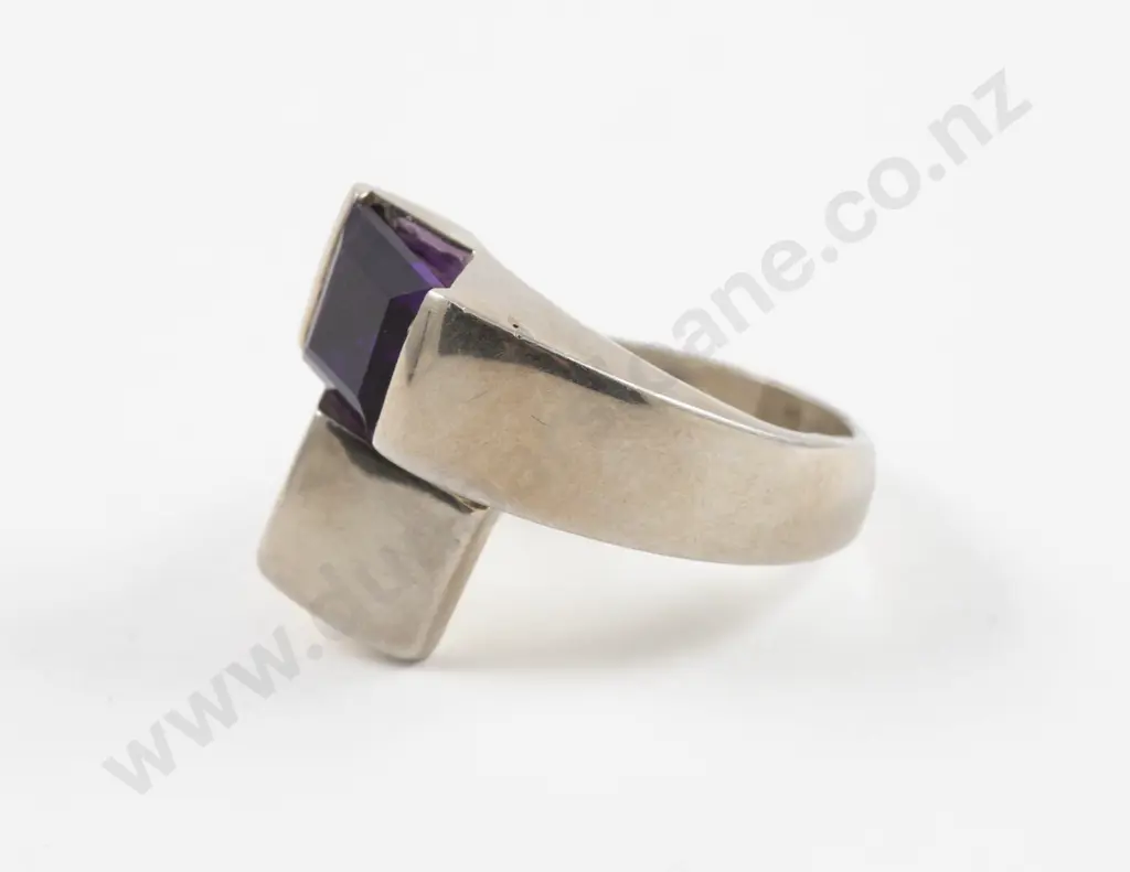 S/S Single Stone Amethyst Dress Ring Image 1++