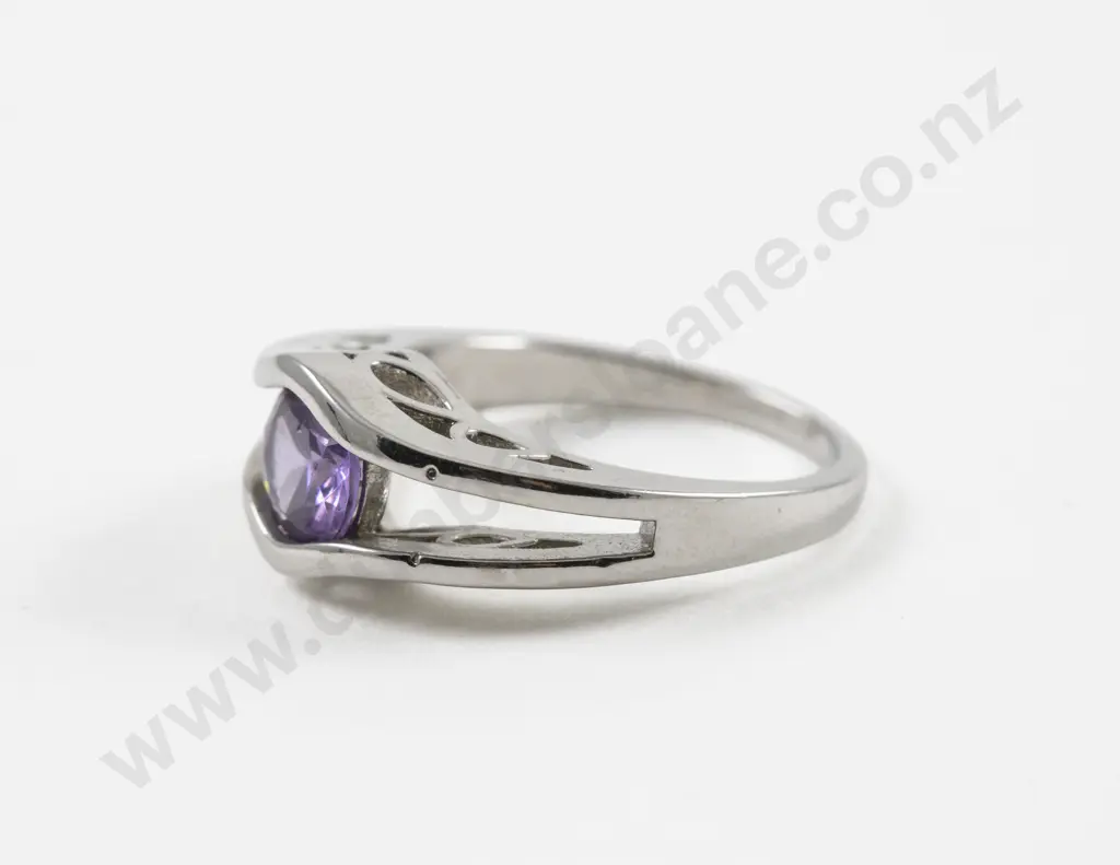 S/S Single Stone Amethyst Ring Image 1++