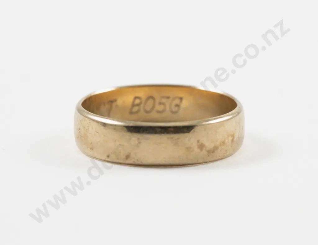 9ct Plain Band Ring Image 1++