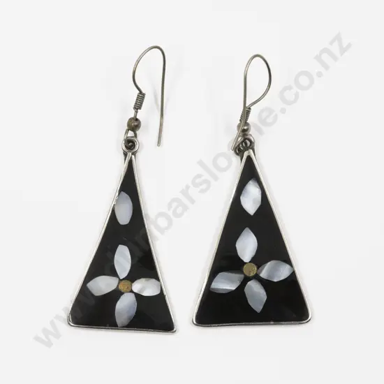 Mexican Alpaca S/S and Enamel MOP Floral Pendant Drop Earrings