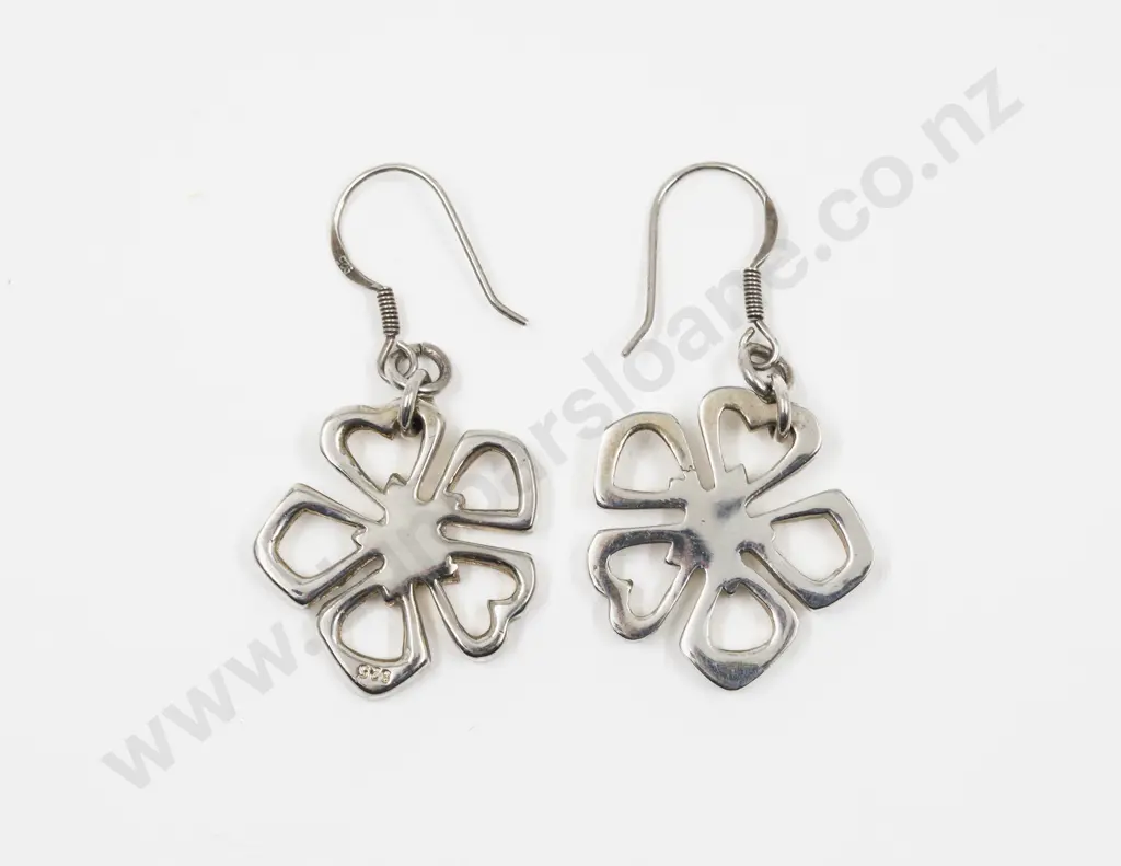 Pair S/S Flower Pendant Drop Earrings Image 1++