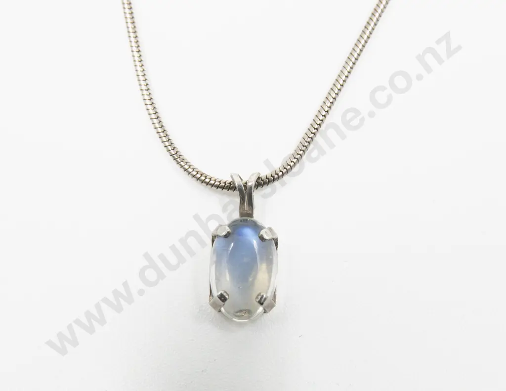S/S Single Moonstone Pendant Image 1++