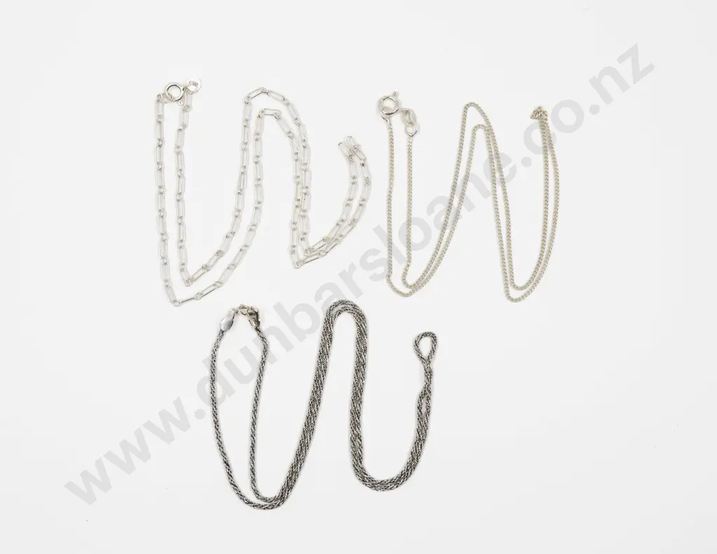 Three S/S Neck Chain Image 1++
