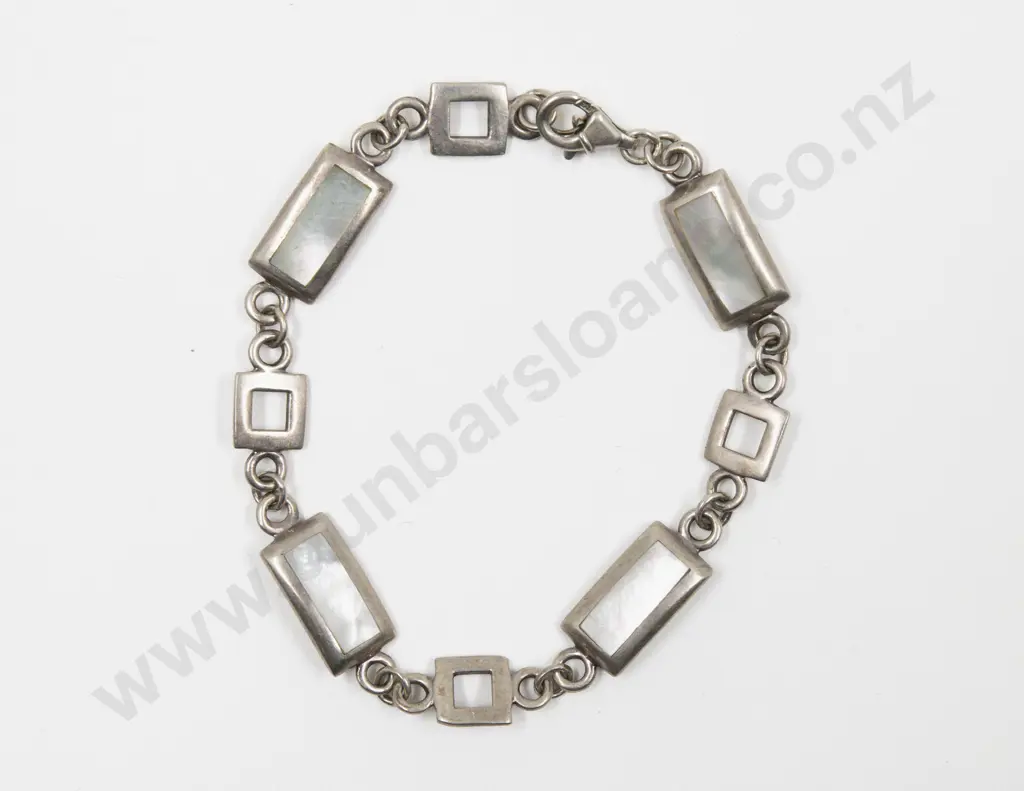 S/S and MOP Fancy Link Bracelet Image 1++