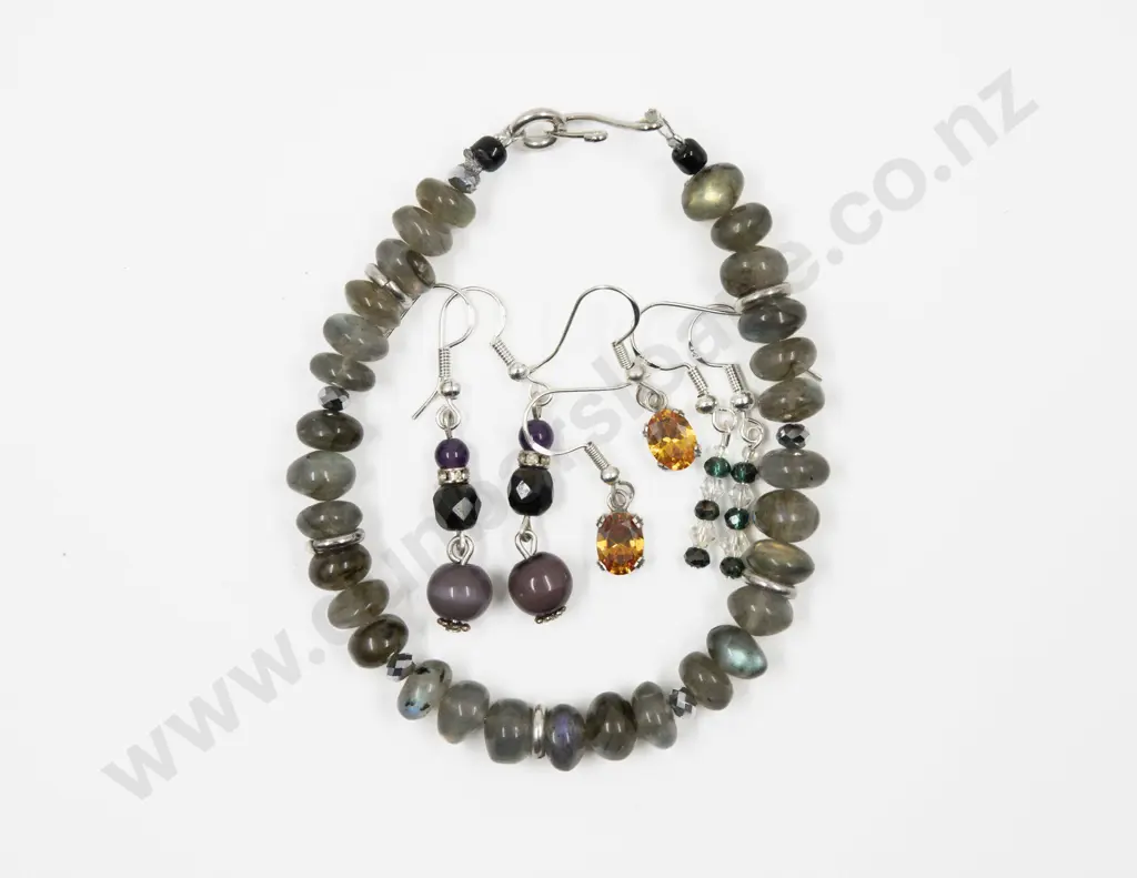 Three S/S Mounted Pendant Drop Earrings with Labradorite Bead Bracelet Image 1++