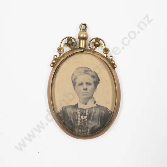 Victorian Gold Plated Photo Locket Pendant