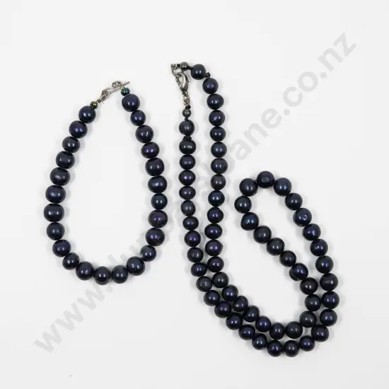Single Strand Uniform Black Fresh Water Pearl Necklace