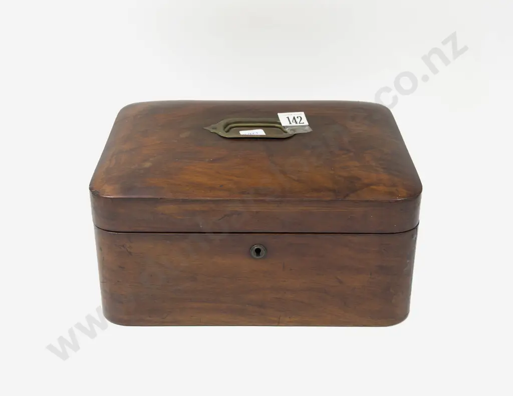 Vict Walnut Sewing Box Image 1++