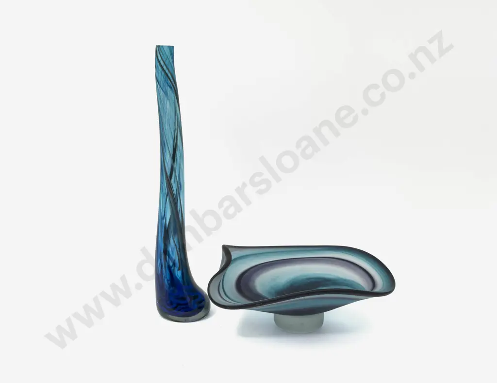 Two De Flute NZ Art Glass Pieces Image 1++