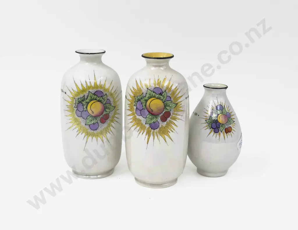 Three Shelley Lustre Vases Image 1++